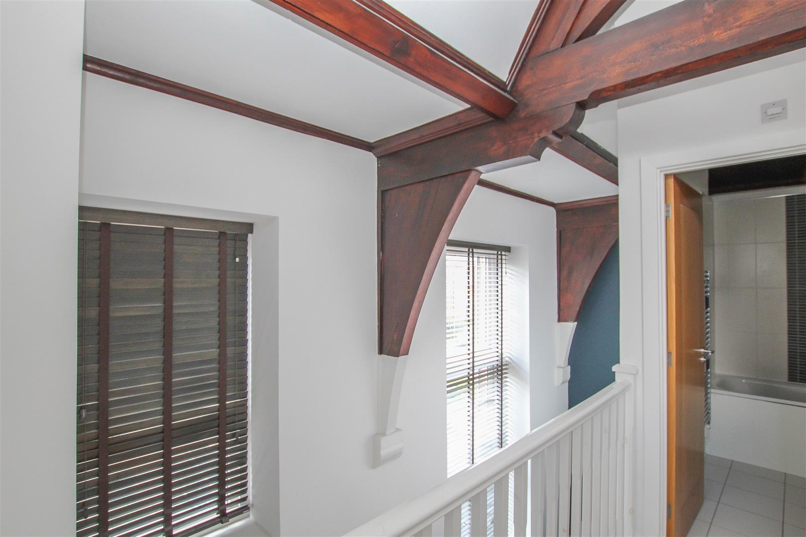 Kensington Way, Brentwood Keith Ashton